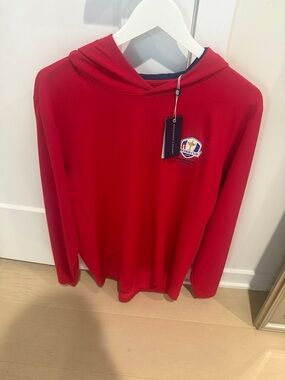 Red Ryder Cup Logo Hooded Sweater. Holderness and Bourne. NWT